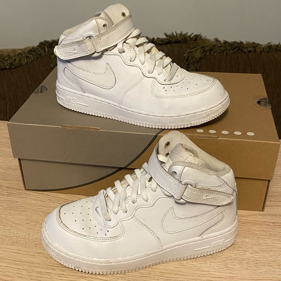 Nike Other - Nike Airforce 1 Hi top - SZ 3 Y